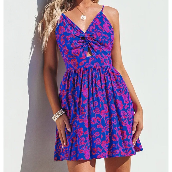 NWT! Cupshe Cutout Twist Mini Dress - Picture 1 of 6
